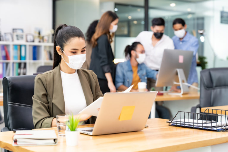 Chef d’entreprise : tout savoir sur le port du masque au travail